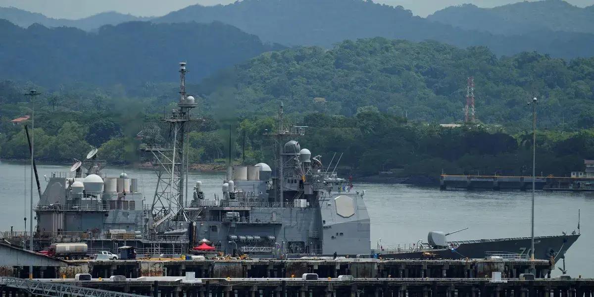 Navio de guerra dos EUA cruzou canal do Panamá rumo ao Caribe