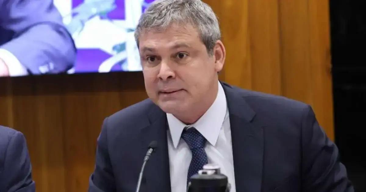 Partido Novo pede multa de R$ 100 mil a Lindbergh Farias no STF