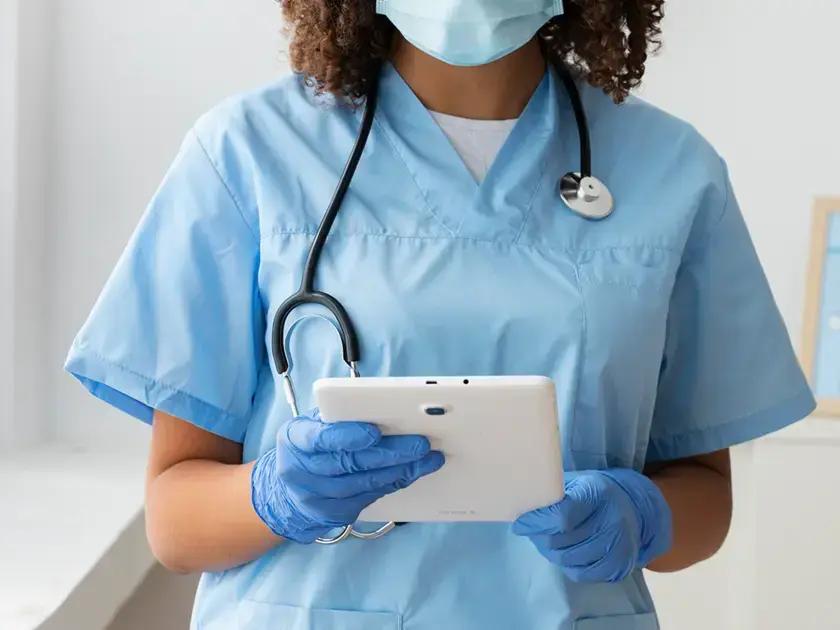 Prefeitura de Indianópolis PR atualiza salários de enfermeiros e técnicos