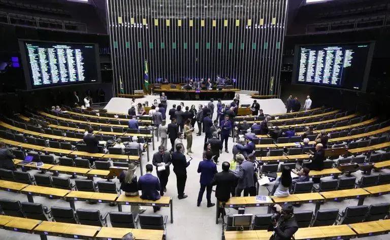 Comissão Geral discute Reforma Administrativa na Câmara dos Deputados
