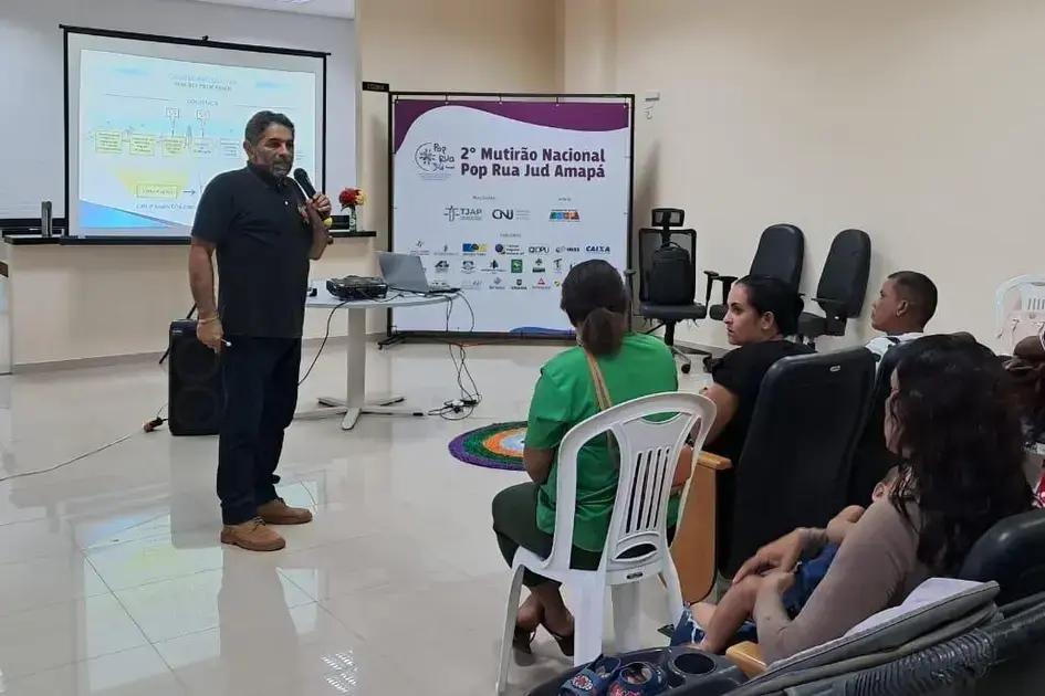 Curso de Indústria Petrolífera Aquece Esperanças em PopRuaJud Amapá